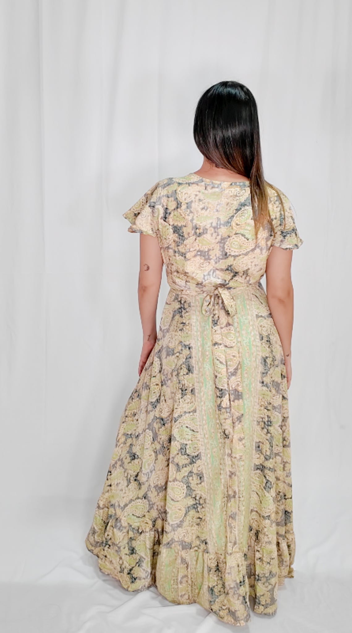 Kimono y Vestido en Seda Amarillo Claro