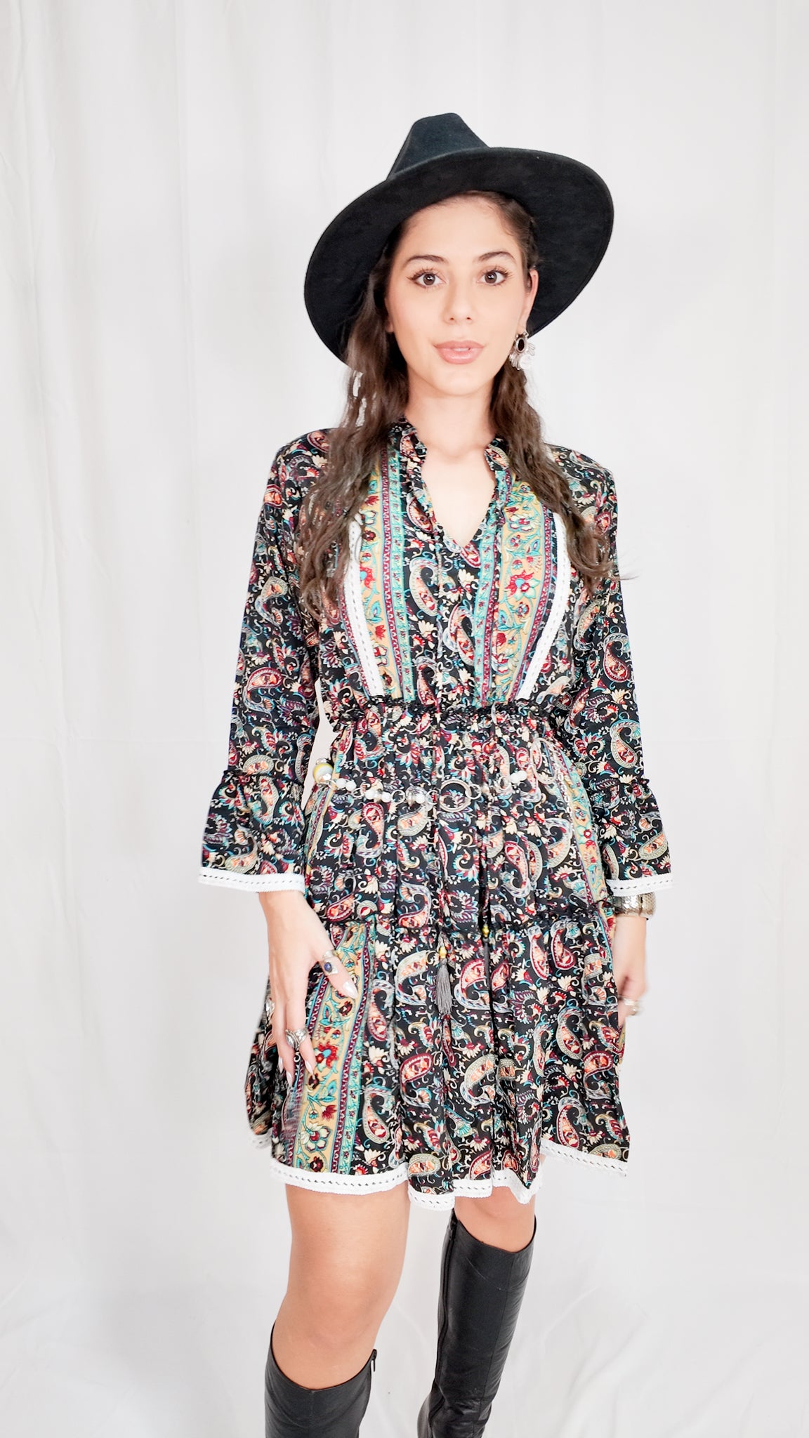 Vestido Corto Boleros Negro Multicolor