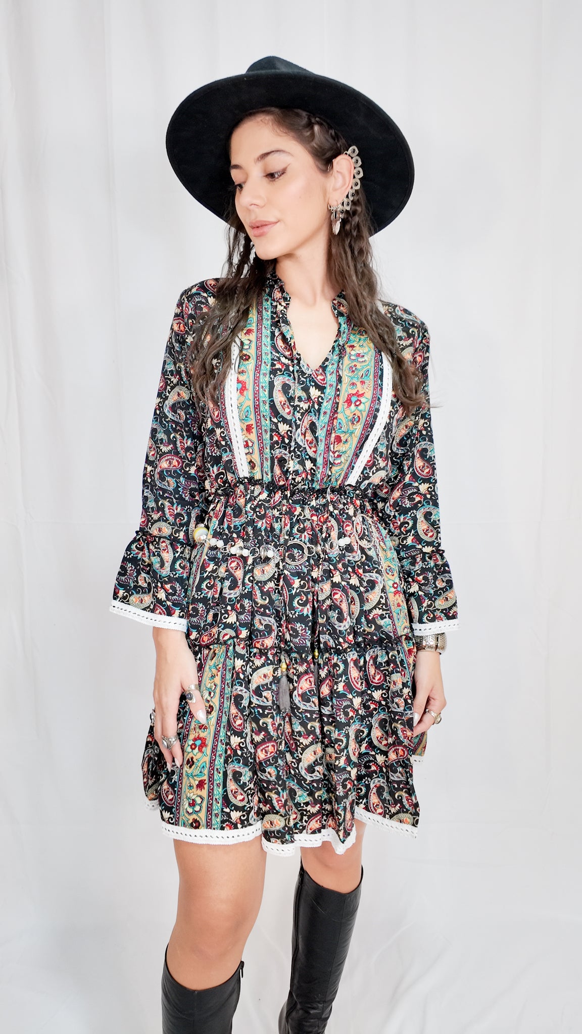 Vestido Corto Boleros Negro Multicolor