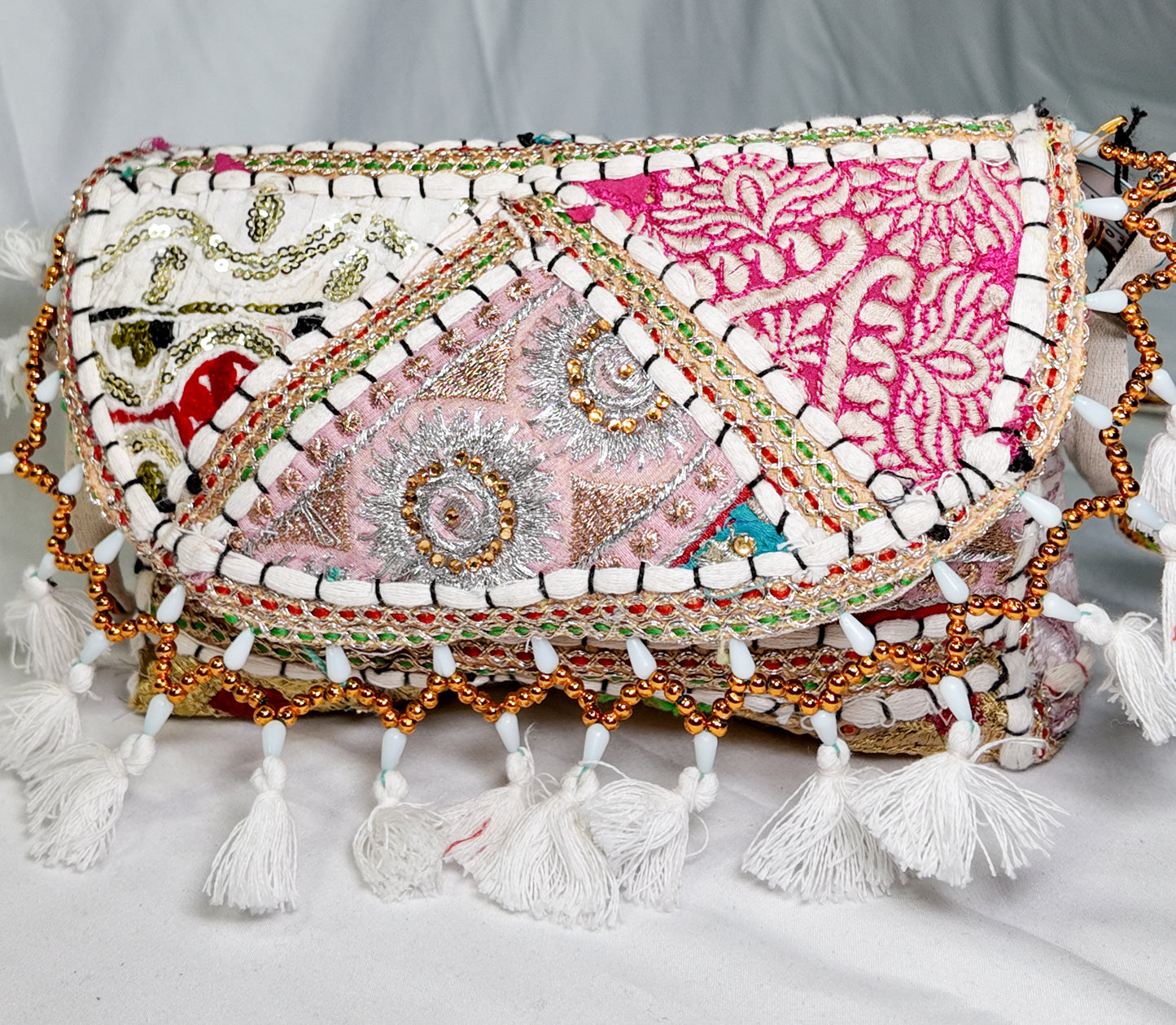 Bolso Cruzado Bordado Blanco Rosa