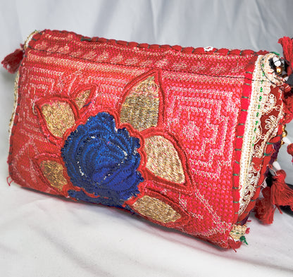 Bolso Cruzado Bordado Rojo