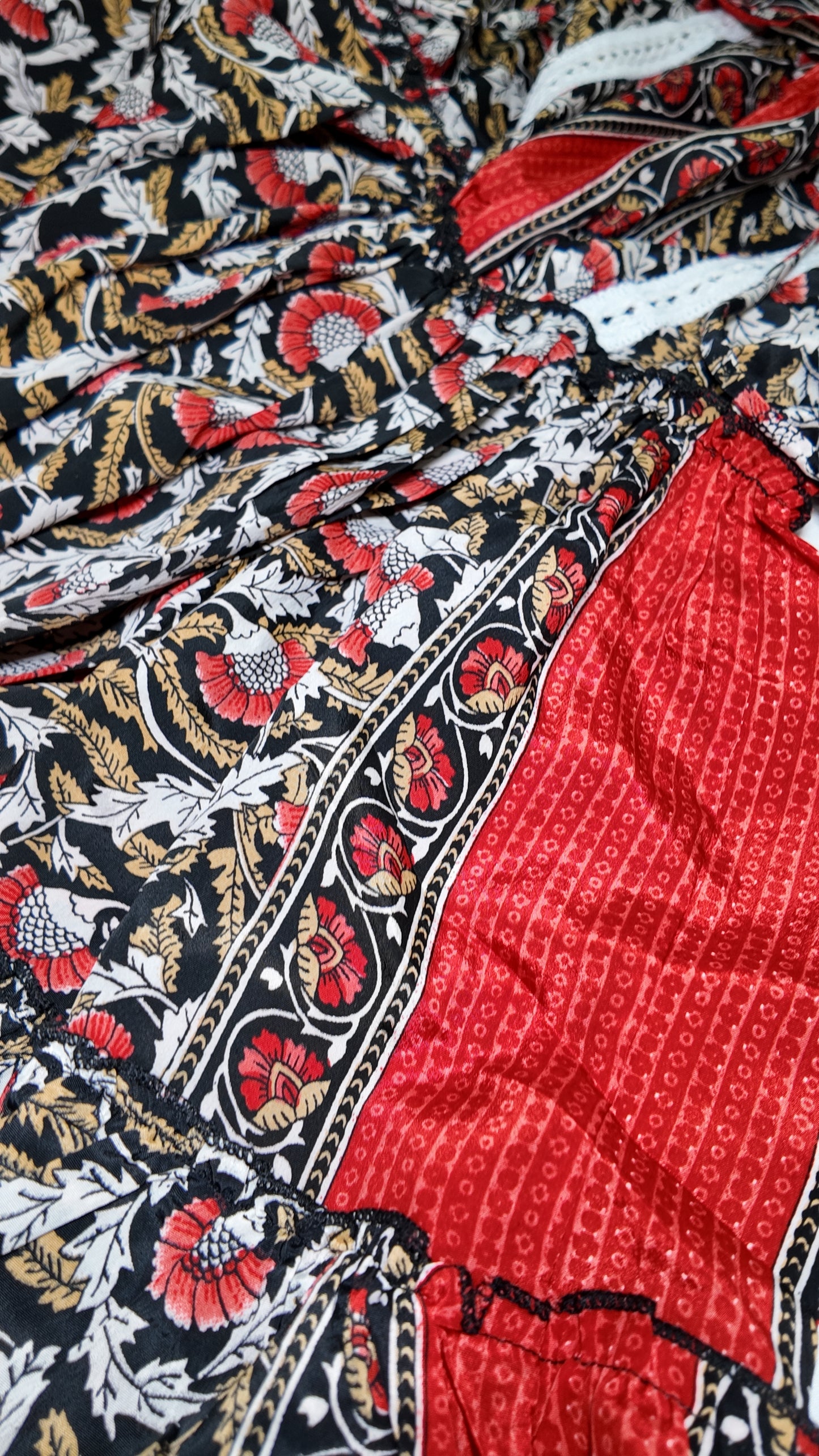Vestido Corto Boleros Negro/Rojo